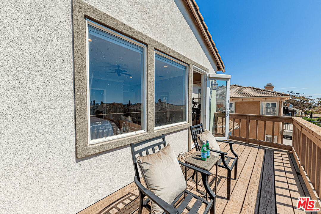 2259 Junipero Ave Signal Hill panoramic ocean and city view