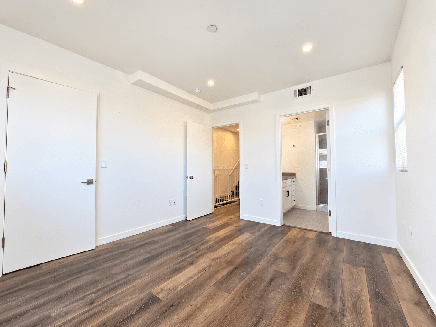 1211 Fedora St Los Angeles townhouse rental 09