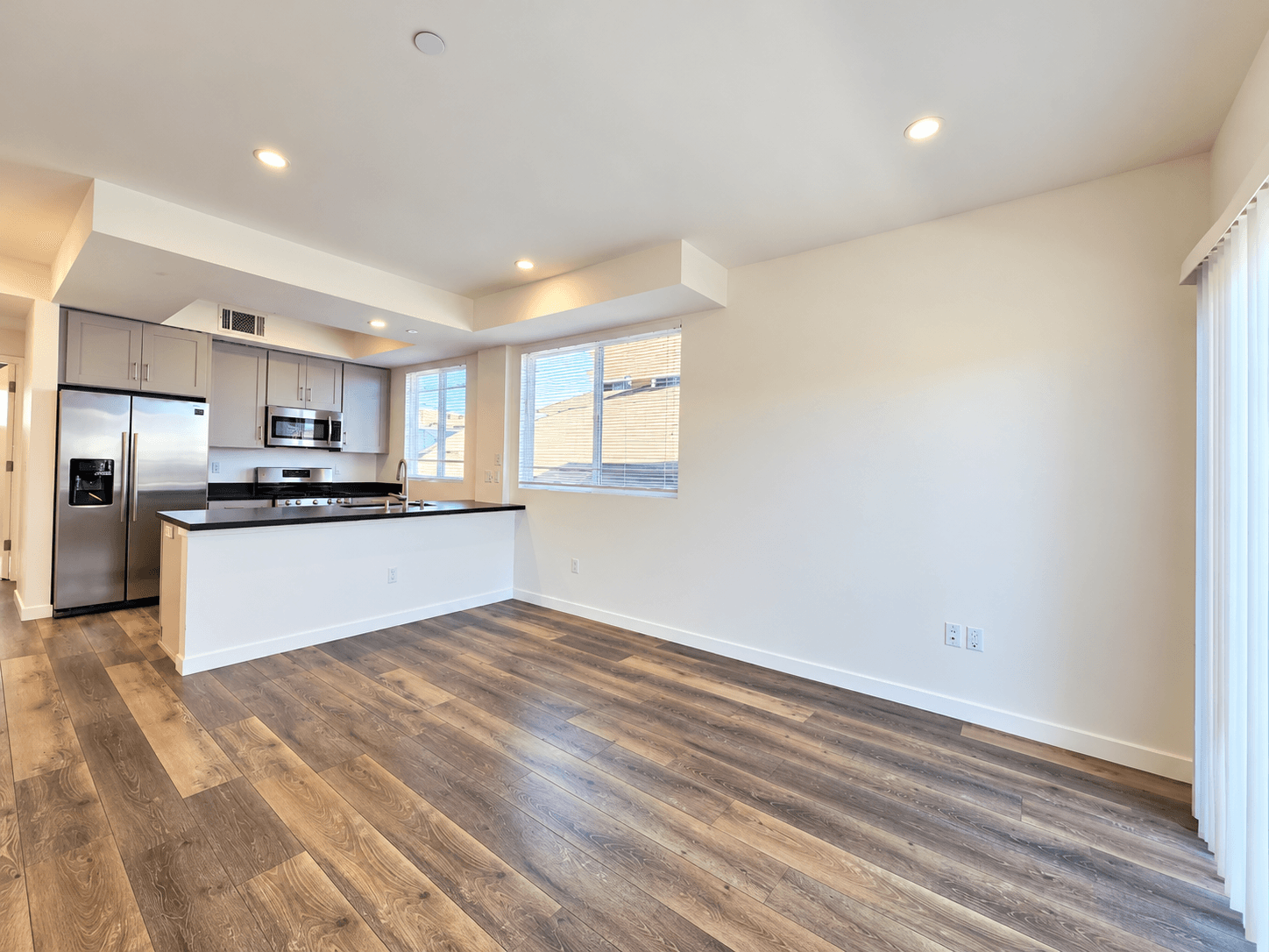 1211 Fedora St Los Angeles townhouse rental 14