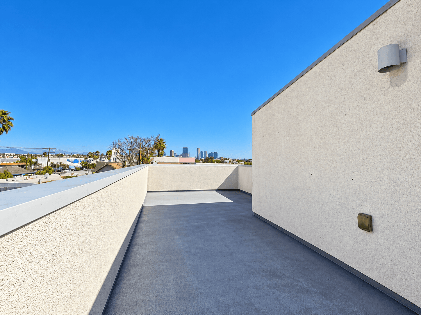 1211 Fedora St Los Angeles townhouse rental 17