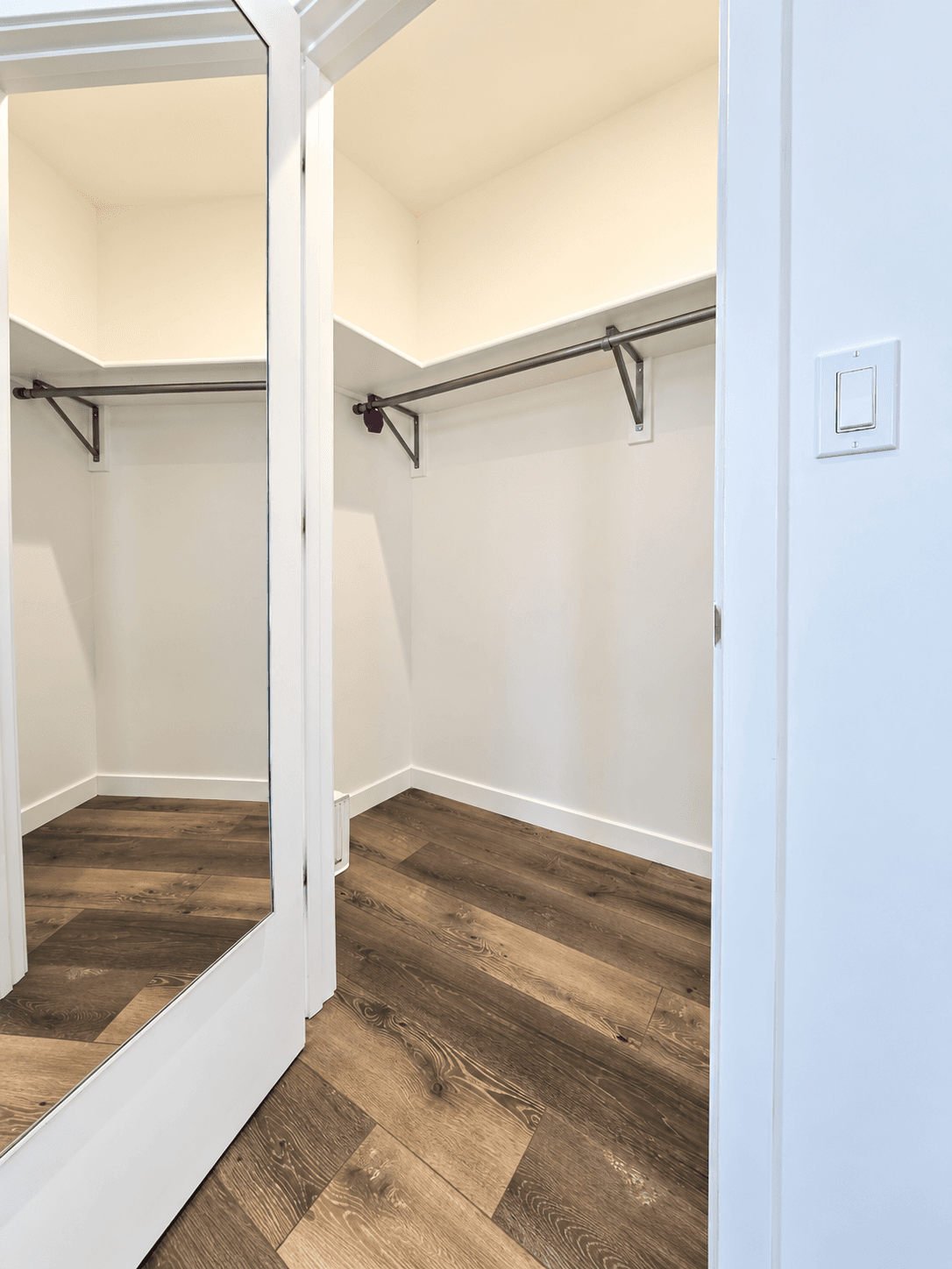 1211 Fedora St Los Angeles townhouse rental 18